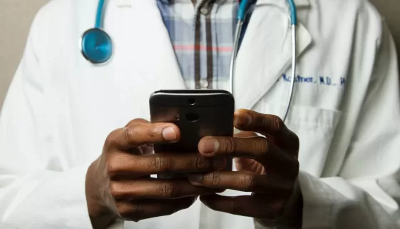 7 market dynamics rural healthcare recruiting must navigate in 2024